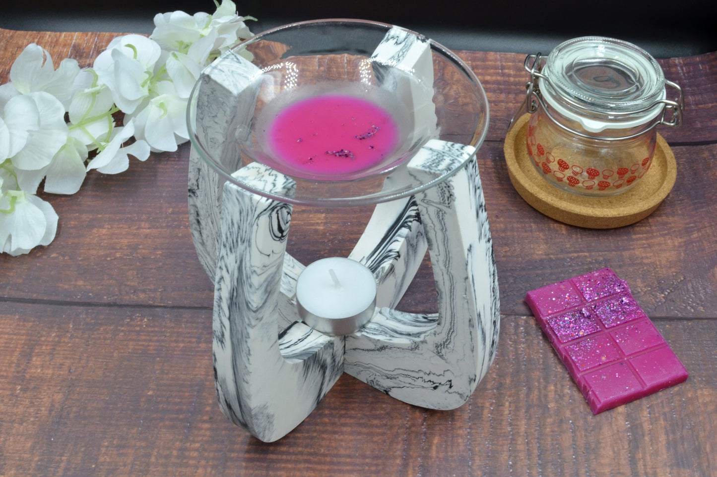 Wax Fragrance Burner - Black and White Marbling - Stone Jesmonite